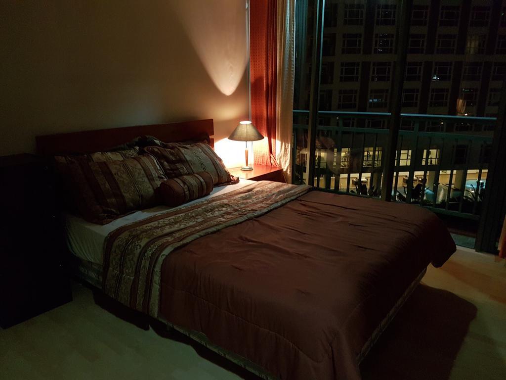 Ortigas 2 Bedroom Corner Unit With 2 Queen Across Shangrila Manila Exterior foto